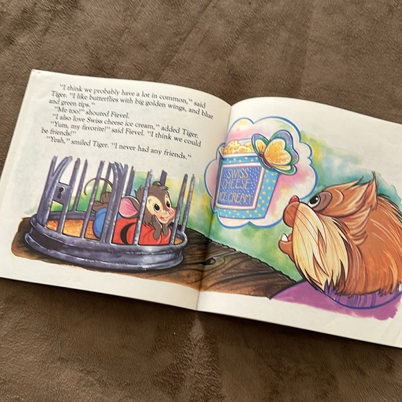 McDonald's 1986 An American Tail Fievel and Tiger Paperback Children’s Book - Picture 6 of 8